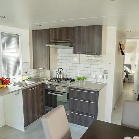 Del Mar B26, Mobile Superieur, 2 Chambres, 4 Personnes, 1 Salles De Bain, Bord De Campsite Argeles-sur-Mer
