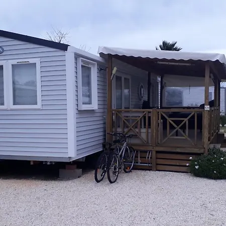 Del Mar B26, Mobile Superieur, 2 Chambres, 4 Personnes, 1 Salles De Bain, Bord De Campsite