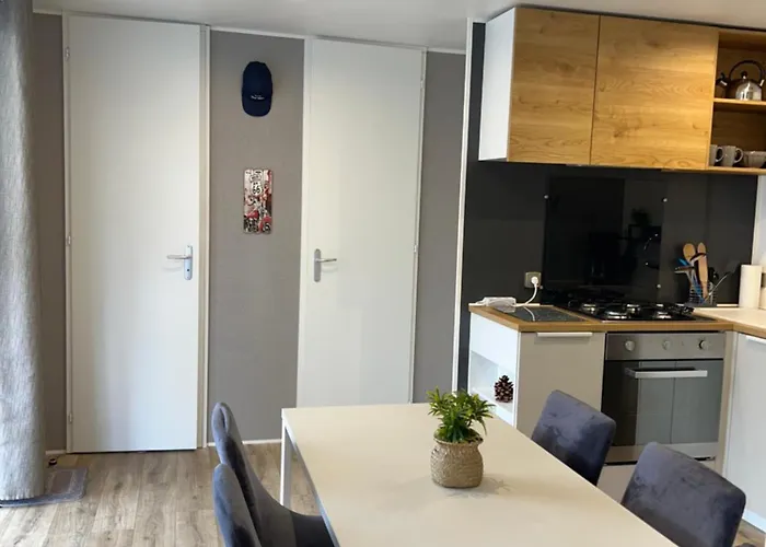 Κάμπινγκ Del Mar 64, Mobile Premium, 2 Chambres, 4 Personnes, 1 Salles De Bain, Bord De Argelès-sur-Mer